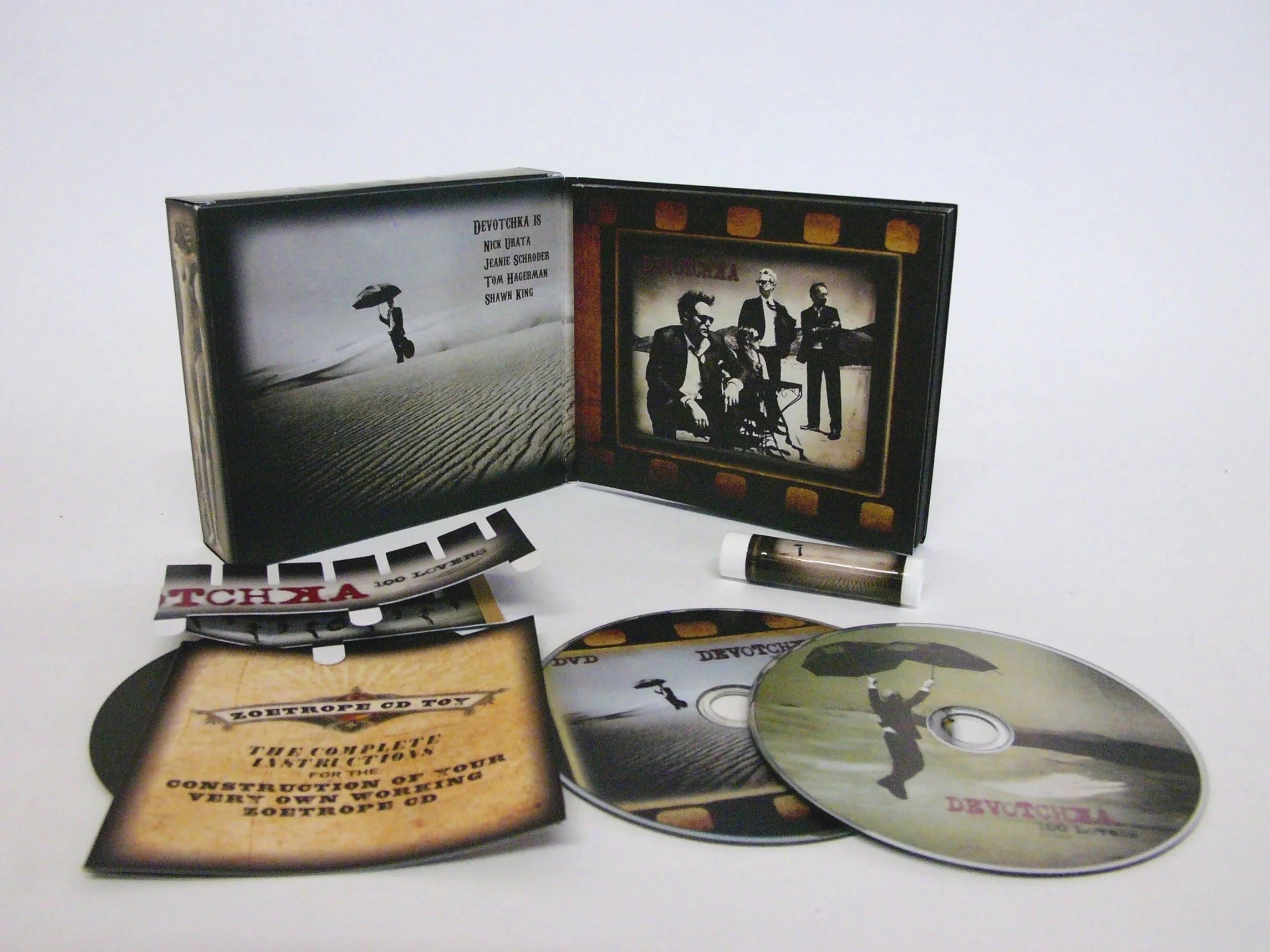 100 Lovers - Deluxe CD/DVD Set